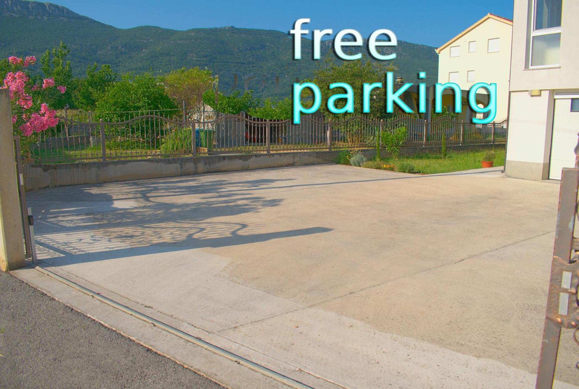 Ornamenta - 5min To - Free Parking Apartament Kaštela